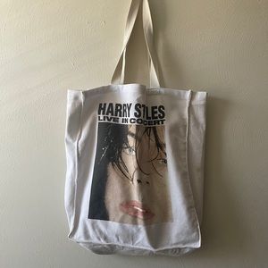 Harry Styles Live on Tour Tote Bag
